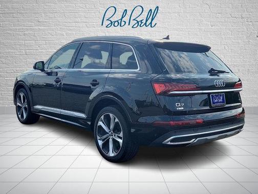 2023 Audi Q7 55 Premium Plus