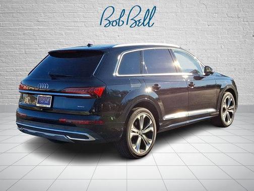 2023 Audi Q7 55 Premium Plus