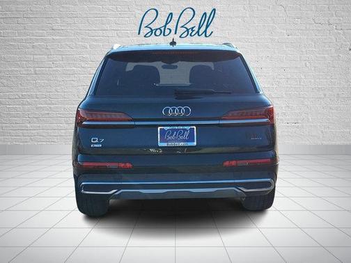 2023 Audi Q7 55 Premium Plus