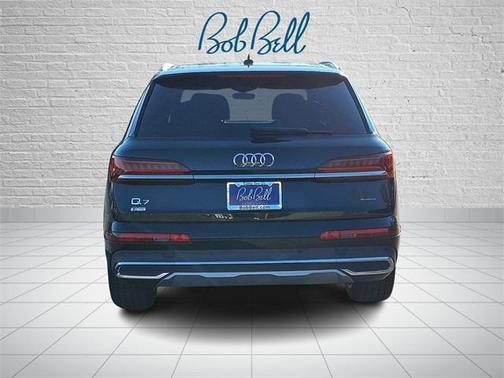 2023 Audi Q7 55 Premium Plus