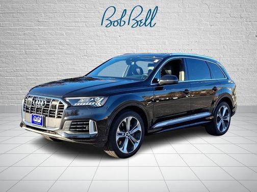 2023 Audi Q7 55 Premium Plus