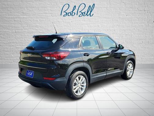 Mosaic Black Metallic 2021 Chevrolet Trailblazer LS