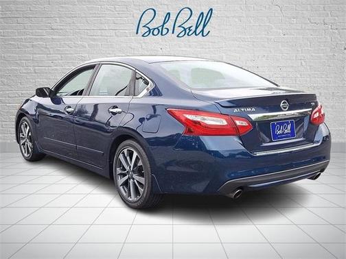2016 Nissan Altima 2.5 SR