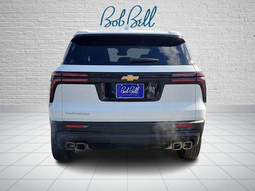 2024 Chevrolet Traverse LS