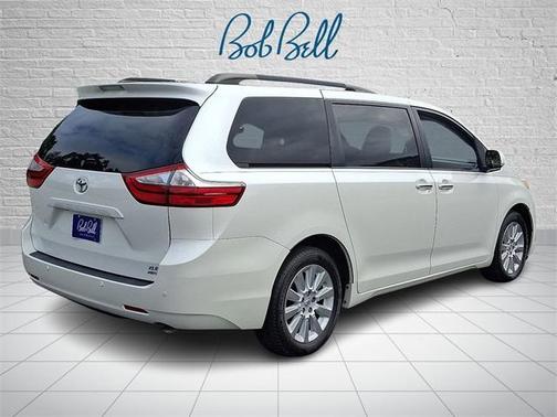 2015 Toyota Sienna XLE Premium