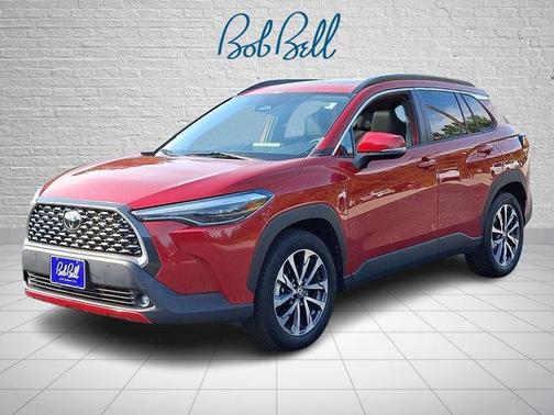 2023 Toyota Corolla Cross XLE