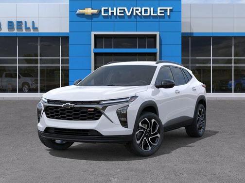 Summit White 2026 Chevrolet Trax 2RS