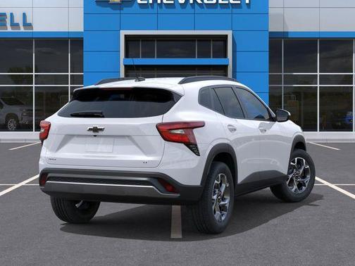 Summit White 2026 Chevrolet Trax LT