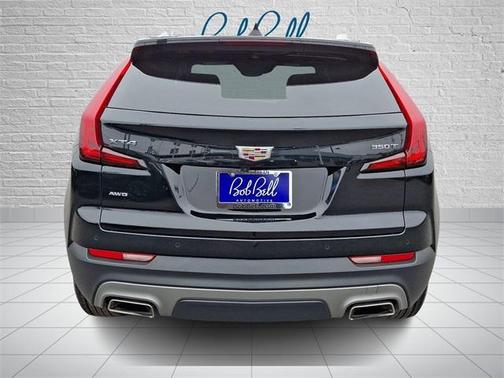 2022 Cadillac XT4 Premium Luxury