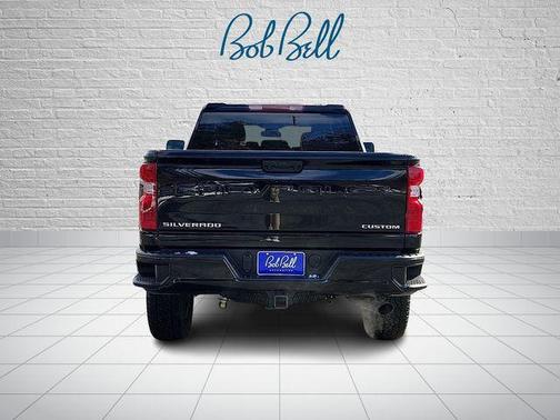 2024 Chevrolet Silverado 2500 Custom