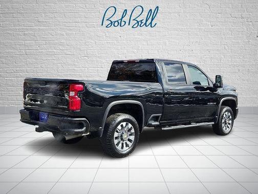 2024 Chevrolet Silverado 2500 Custom