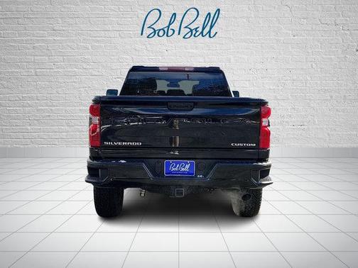 2024 Chevrolet Silverado 2500 Custom