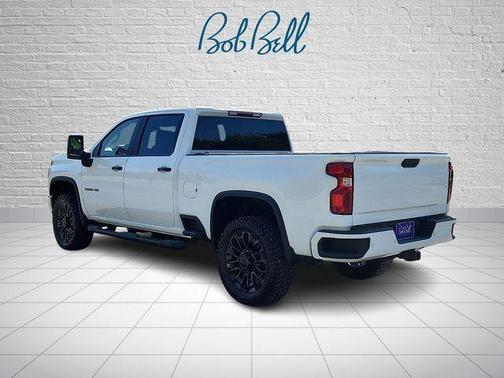Summit White 2022 Chevrolet Silverado 2500 LT