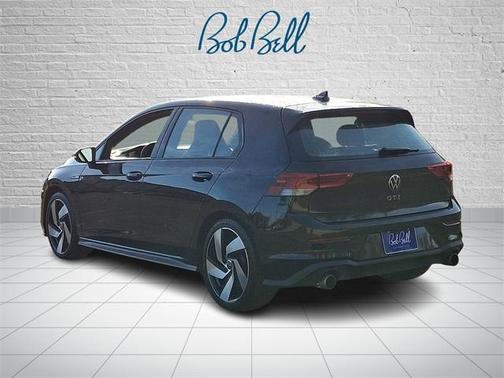 2023 Volkswagen Golf GTI 2.0T SE