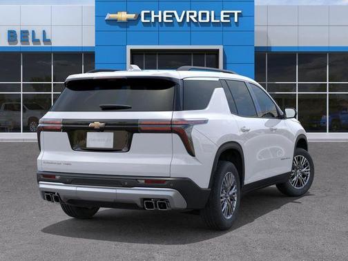 Summit White 2026 Chevrolet Traverse LT