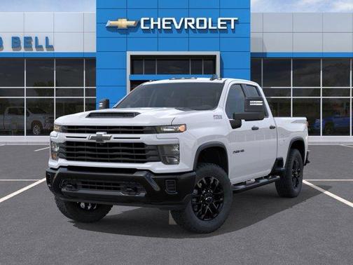 Summit White 2026 Chevrolet Silverado 2500 Custom