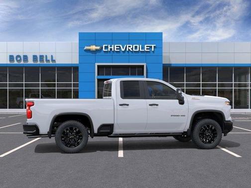 Summit White 2026 Chevrolet Silverado 2500 Custom