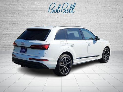 Glacier White Metallic 2023 Audi Q7 55 Premium Plus