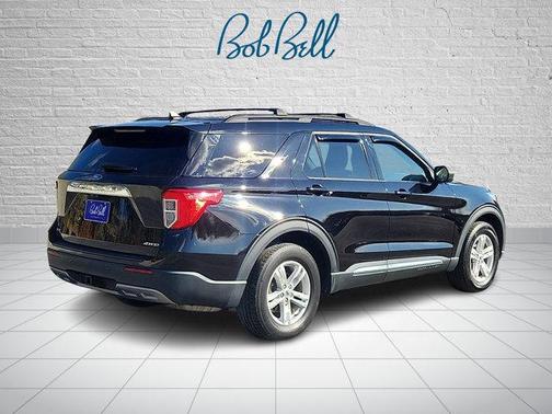 Agate Black Metallic 2022 Ford Explorer XLT