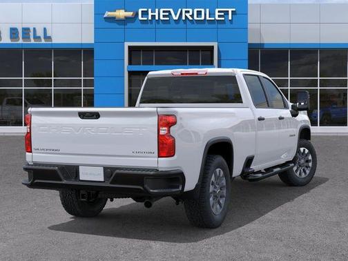 Summit White 2026 Chevrolet Silverado 2500 Custom