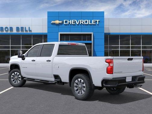 Summit White 2026 Chevrolet Silverado 2500 Custom