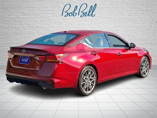 2024 Nissan Altima 2.0 SR