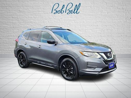 Gun Metallic 2017 Nissan Rogue SV
