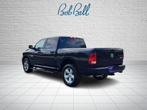 True Blue Pearlcoat 2014 RAM 1500 Tradesman/Express