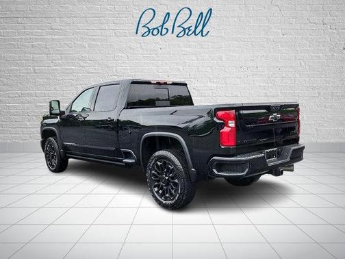 Black 2024 Chevrolet Silverado 2500 High Country