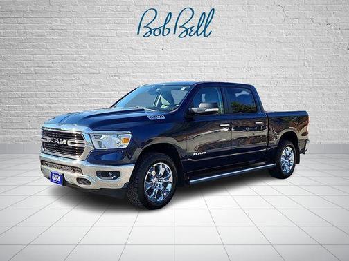 Patriot Blue Pearlcoat 2020 RAM 1500 Big Horn