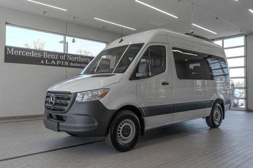 2025 Mercedes-Benz Sprinter 2500 Standard Roof