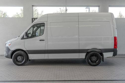 2025 Mercedes-Benz Sprinter 2500 Standard Roof