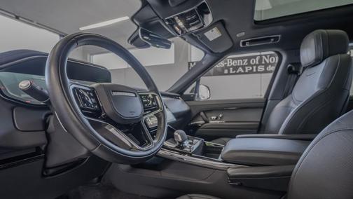 2025 Land Rover Range Rover Sport SE