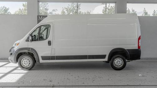 Bright White Clearcoat 2025 RAM ProMaster 2500 Tradesman
