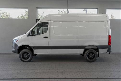 Arctic+White 2025 Mercedes-Benz Sprinter 2500 Standard Roof