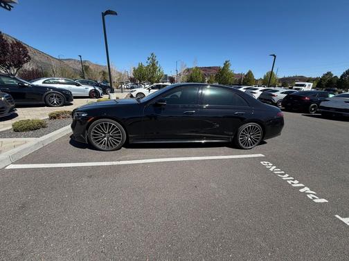 Black 2023 Mercedes-Benz S-Class S 580 4MATIC