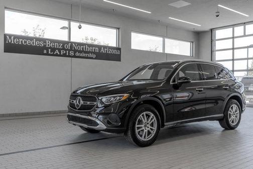 2025 Mercedes-Benz GLC 300 4MATIC