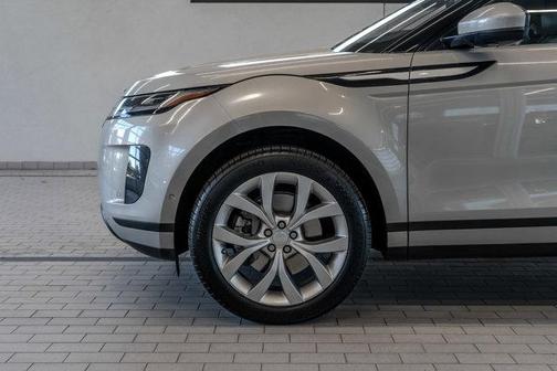 2020 Land Rover Range Rover Evoque SE