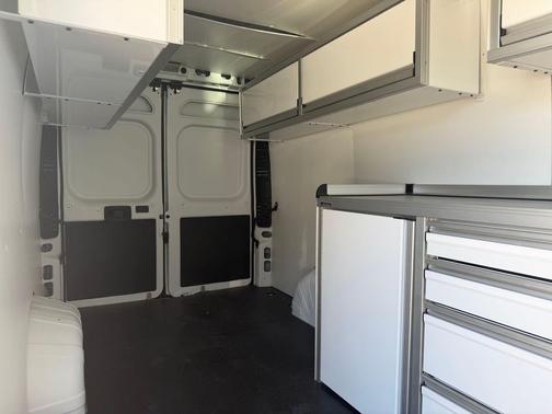 Bright White Clearcoat 2024 RAM ProMaster 3500 High Roof