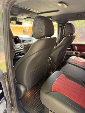 MANUFAKTUR Graphite Metallic 2025 Mercedes-Benz G-Class G 580