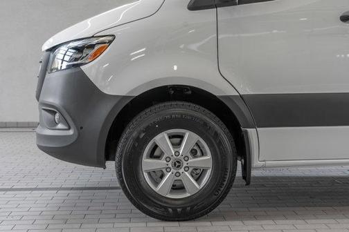 2026 Mercedes-Benz Sprinter 2500 High Roof