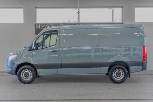 2025 Mercedes-Benz Sprinter 2500 Standard Roof
