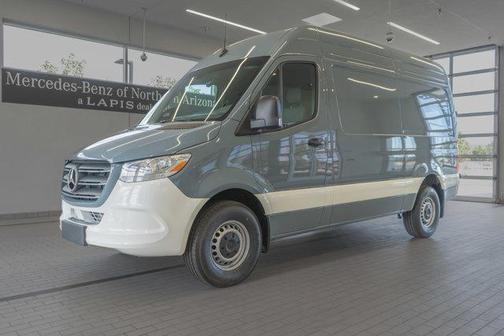 2025 Mercedes-Benz Sprinter 2500 Standard Roof