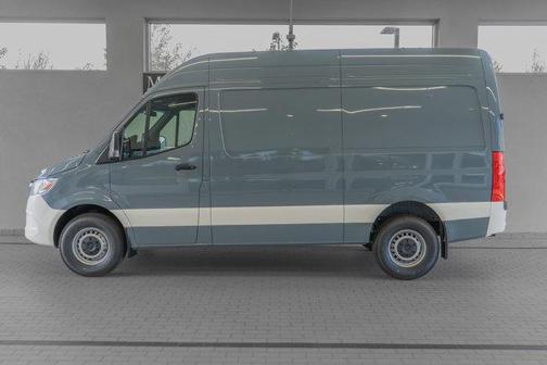 2025 Mercedes-Benz Sprinter 2500 Standard Roof