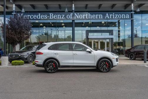 2015 Porsche Cayenne Turbo