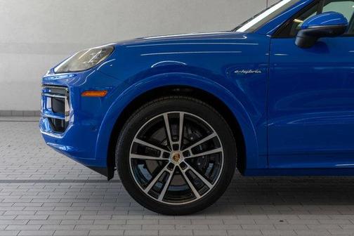 2024 Porsche Cayenne E-Hybrid S