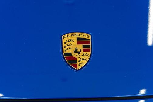 2024 Porsche Cayenne E-Hybrid S