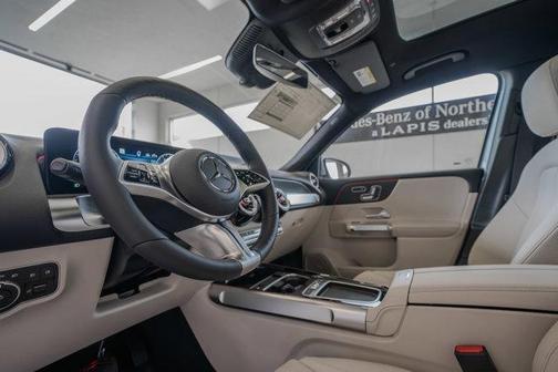 2026 Mercedes-Benz GLB 250 4MATIC