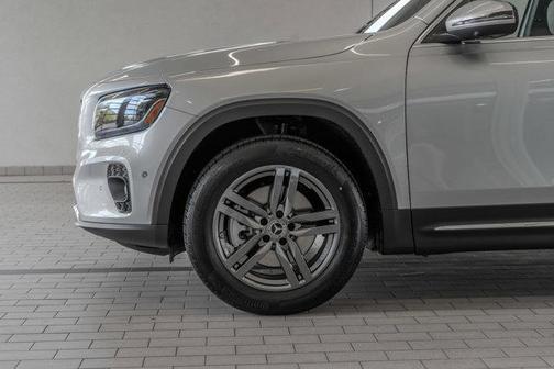 2026 Mercedes-Benz GLB 250 4MATIC