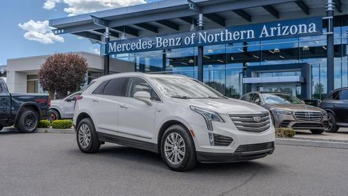 Crystal White Tricoat 2019 Cadillac XT5 Luxury